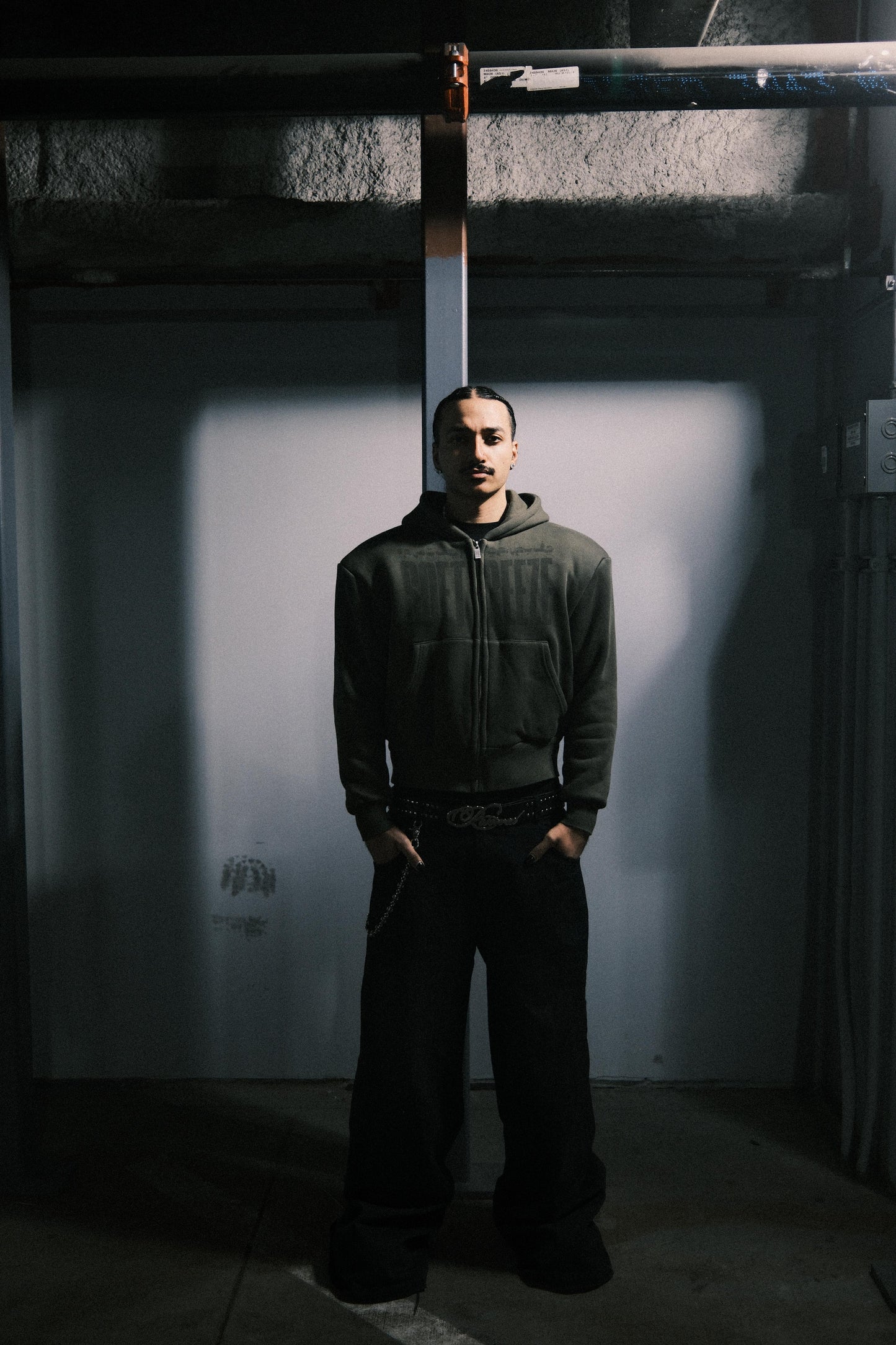 SOFT BREEZE HOODED JACKET